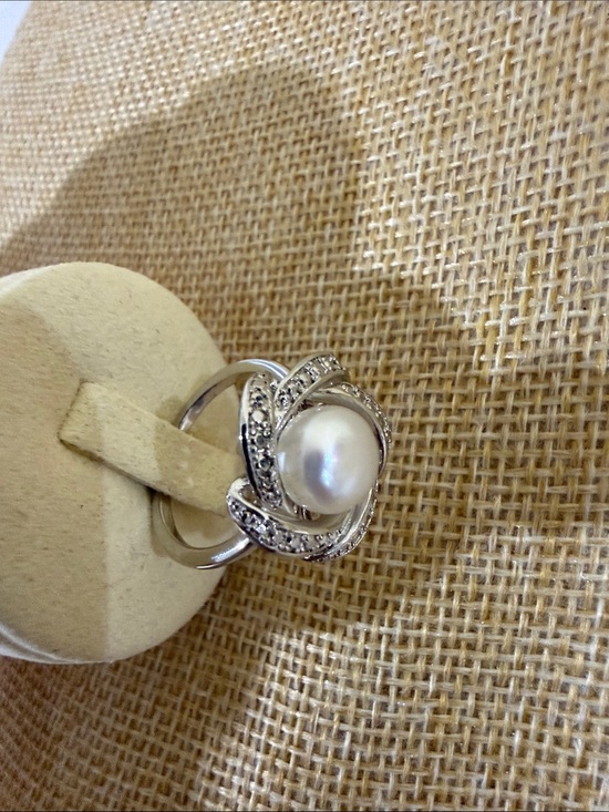 Gold Coast Jewelry - Titanium plated Lustrous White Pearl Halo Ring with Crystal Accents